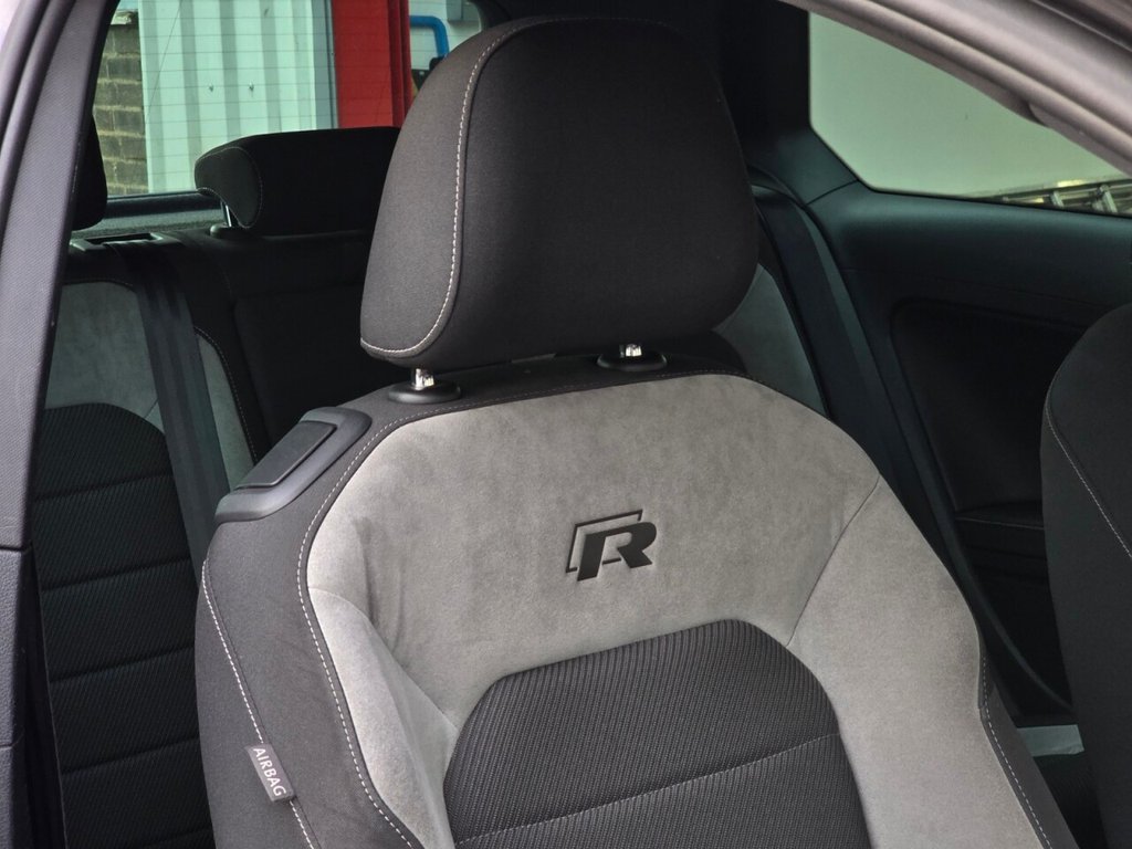 Used Volkswagen Golf 2016 for sale - 77236328: Photo 11