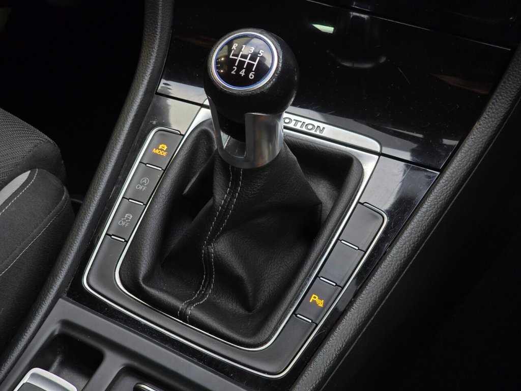 Used Volkswagen Golf 2016 for sale - 77236328: Photo 34