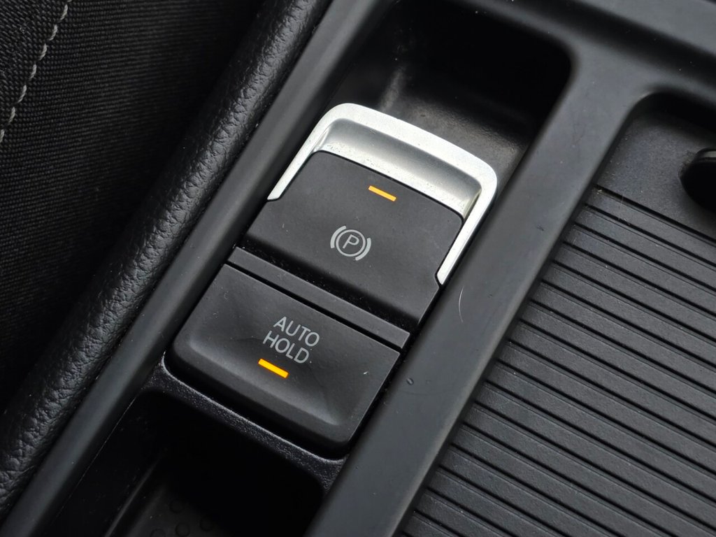 Used Volkswagen Golf 2016 for sale - 77236328: Photo 37