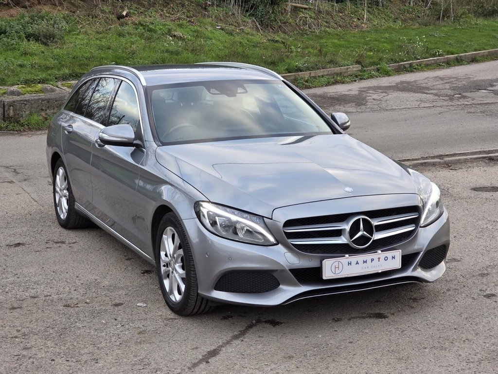 Used Mercedes-Benz C Class 2014 for sale - 76934786: Photo 2