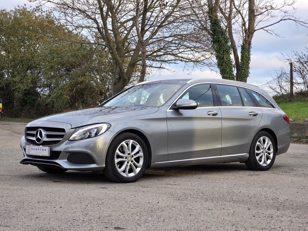 Used Mercedes-Benz C Class 2014 for sale - 76934786: Photo 5