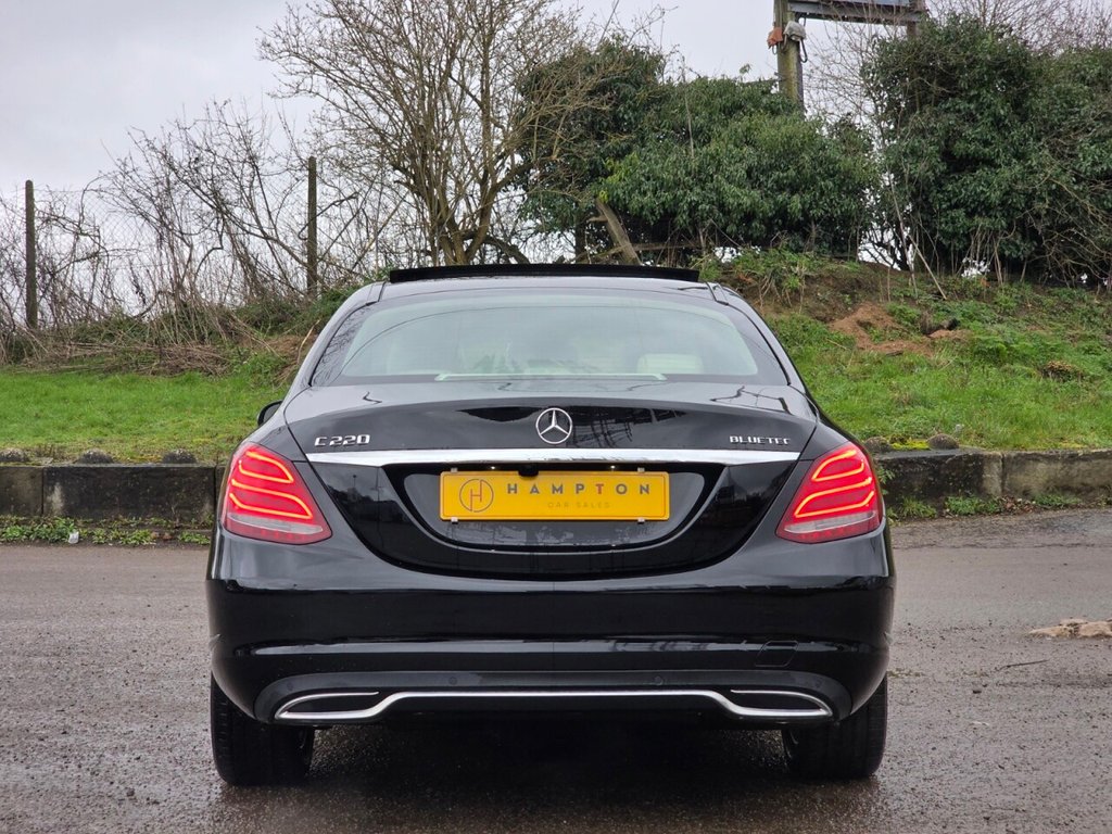 Used Mercedes-Benz C Class 2015 for sale - 77806335: Photo 8