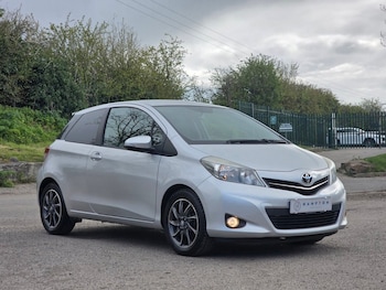 Used Toyota Yaris 2013 for sale - 78256139: Photo