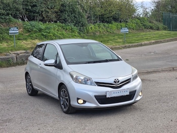 Used Toyota Yaris 2013 for sale - 78256139: Photo