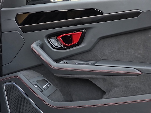 Used Lamborghini Urus 2025 for sale - 75163033: Photo 17