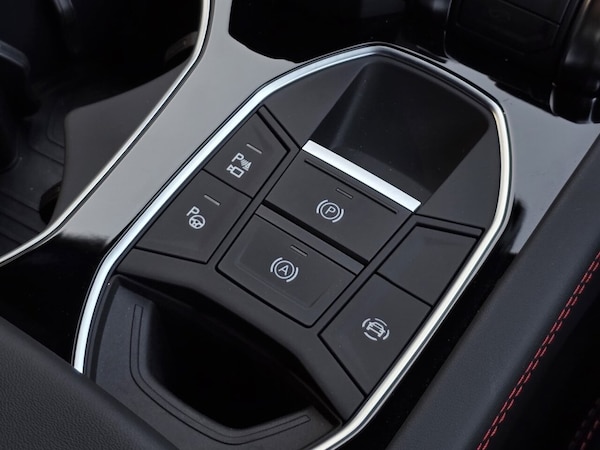 Used Lamborghini Urus 2025 for sale - 75163033: Photo 21