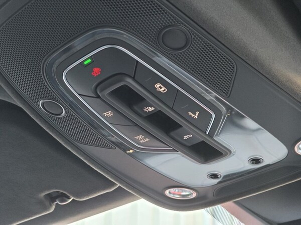 Used Lamborghini Urus 2025 for sale - 75163033: Photo 33