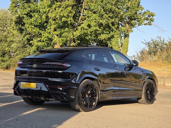 Used Lamborghini Urus 2025 for sale - 75163033: Photo 8