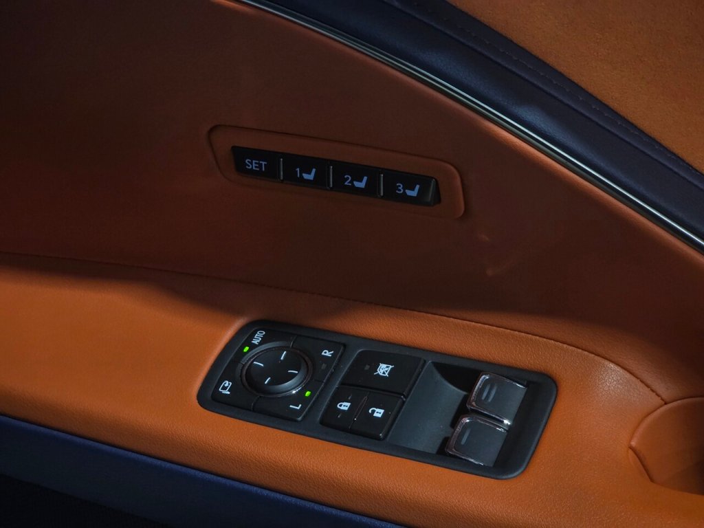 Used Lexus LC 2018 for sale - 78167348: Photo 25