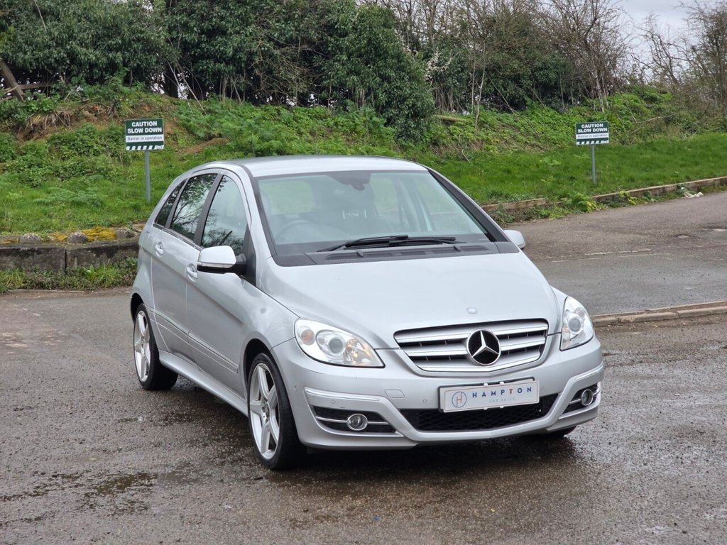Used Mercedes-Benz B Class 2011 for sale - 78068995: Photo 2