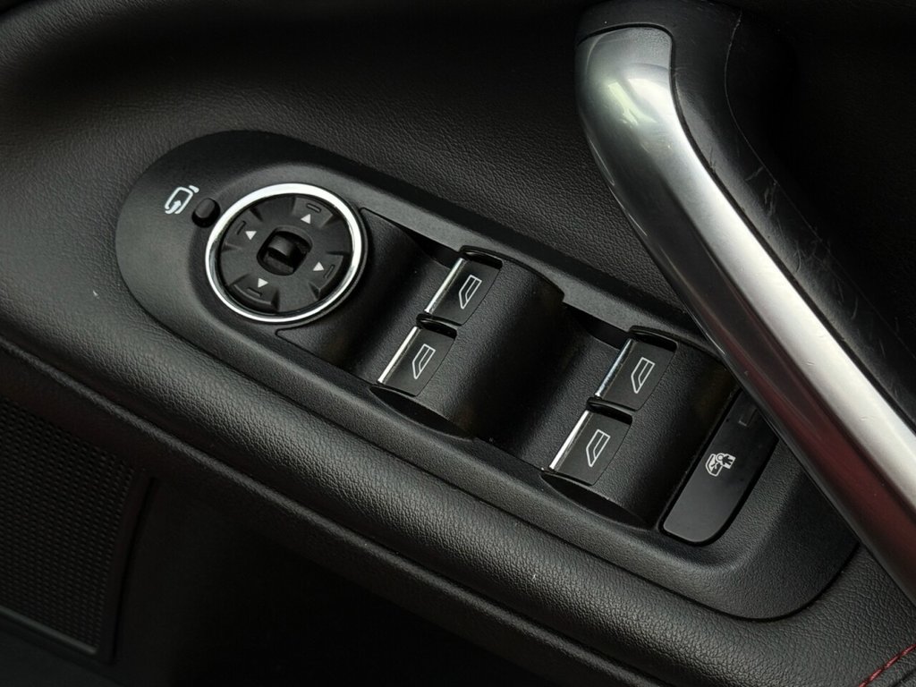 Used Ford Mondeo 2012 for sale - 77477326: Photo 27