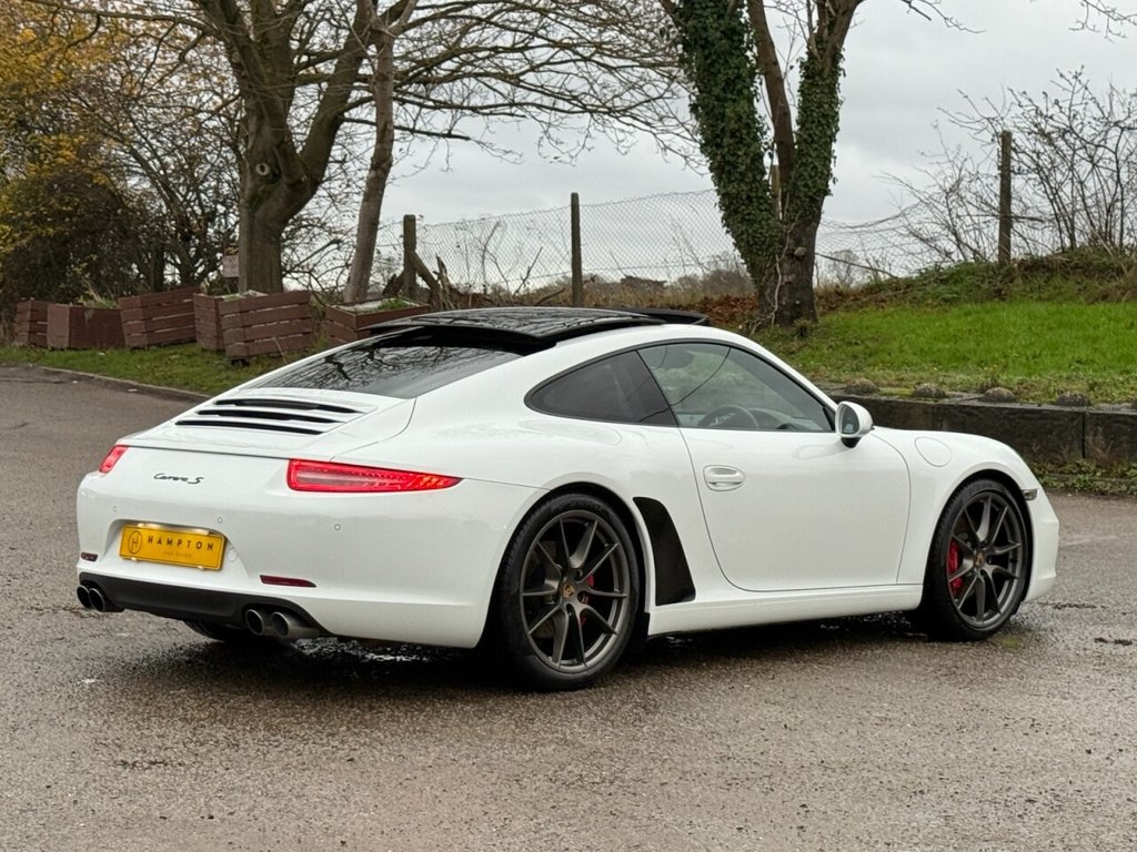 Used Porsche 911 2012 for sale - 76888509: Photo 10