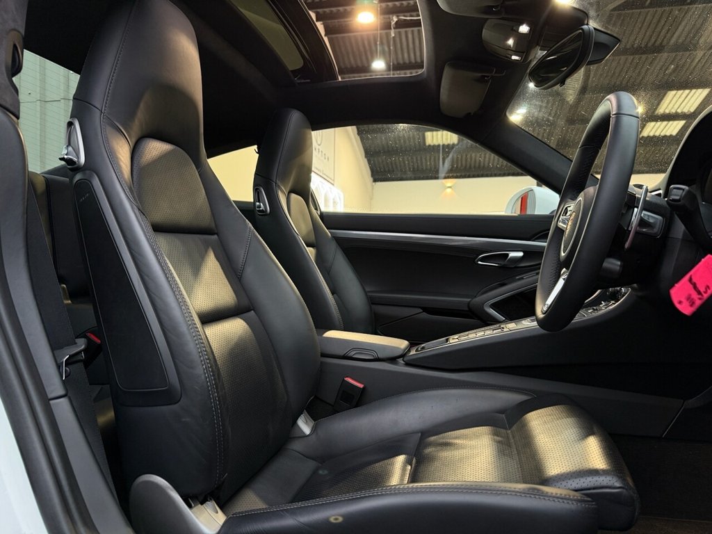 Used Porsche 911 2012 for sale - 76888509: Photo 11