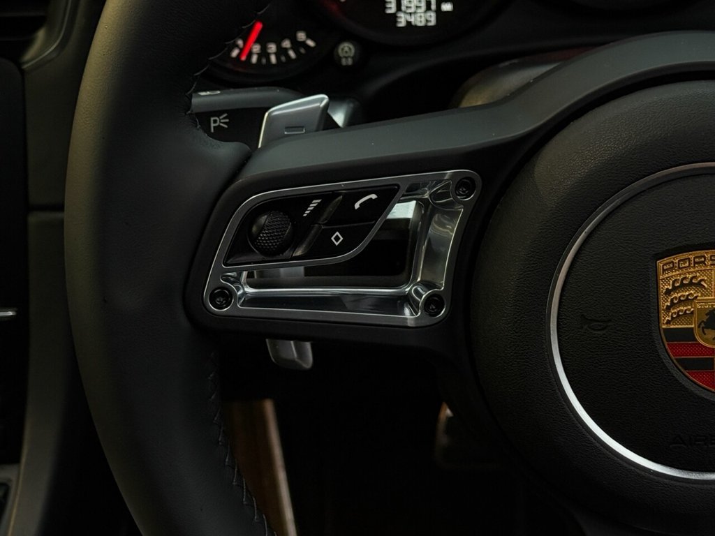 Used Porsche 911 2012 for sale - 76888509: Photo 16