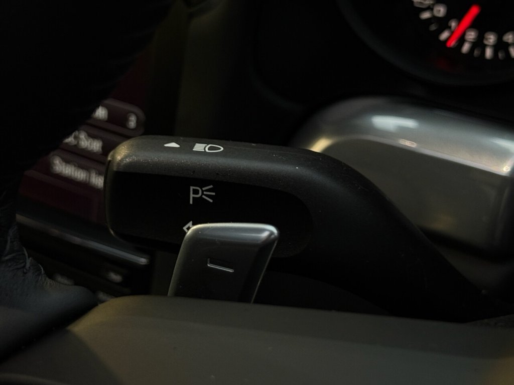 Used Porsche 911 2012 for sale - 76888509: Photo 18