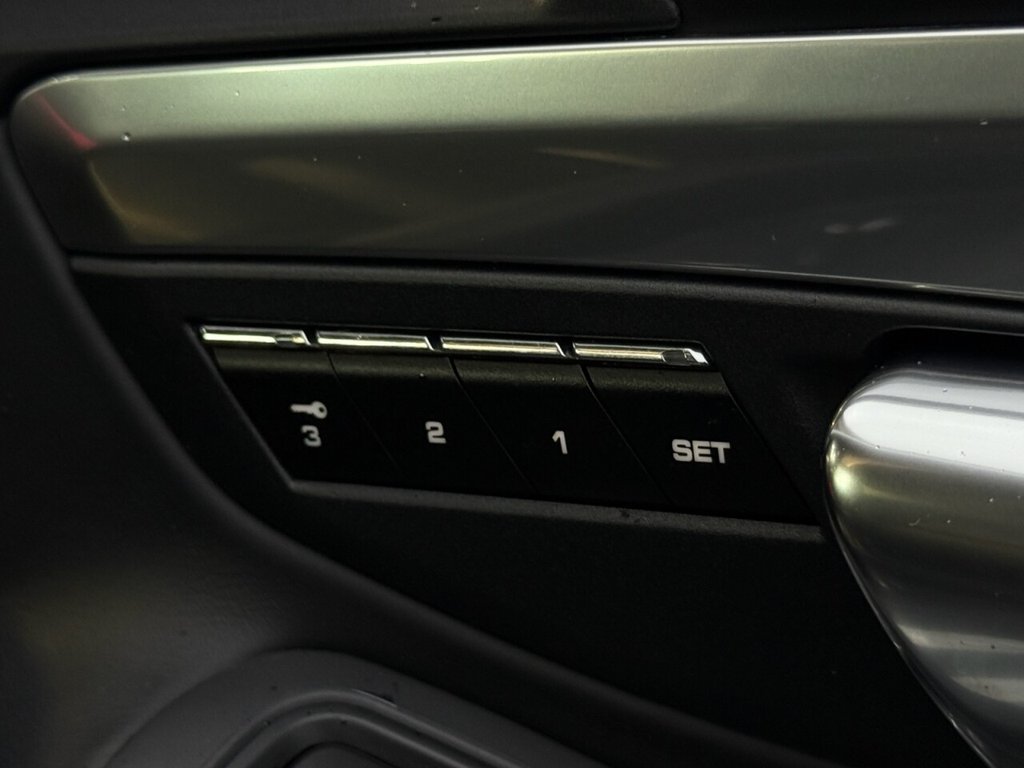 Used Porsche 911 2012 for sale - 76888509: Photo 30