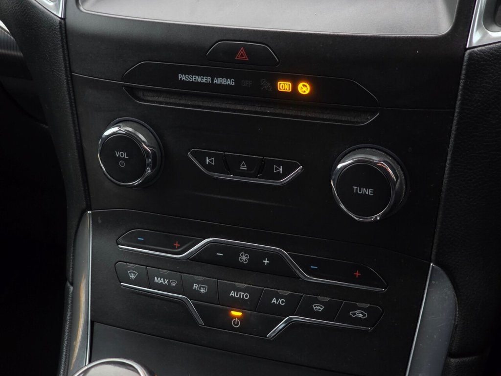 Used Ford Galaxy 2016 for sale - 77232039: Photo 27