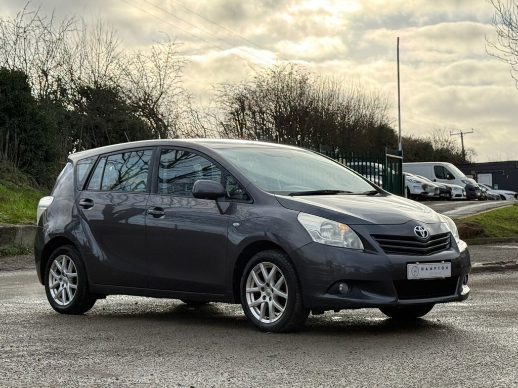 Used Toyota Verso 2010 for sale - 76934524: Photo 1