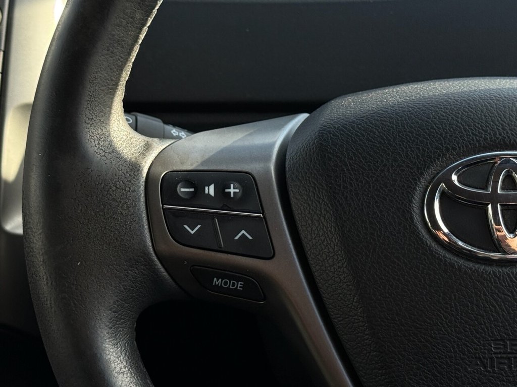 Used Toyota Verso 2010 for sale - 76934524: Photo 17