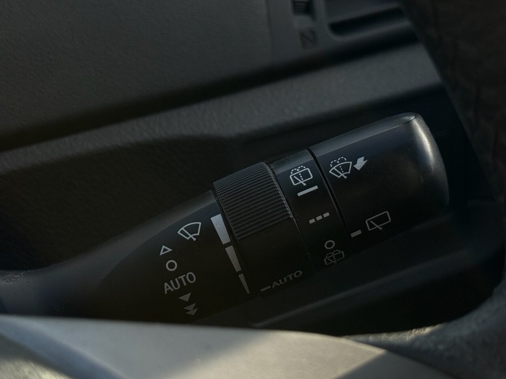 Used Toyota Verso 2010 for sale - 76934524: Photo 18