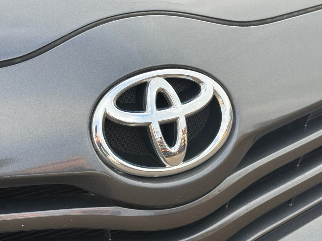 Used Toyota Verso 2010 for sale - 76934524: Photo 34