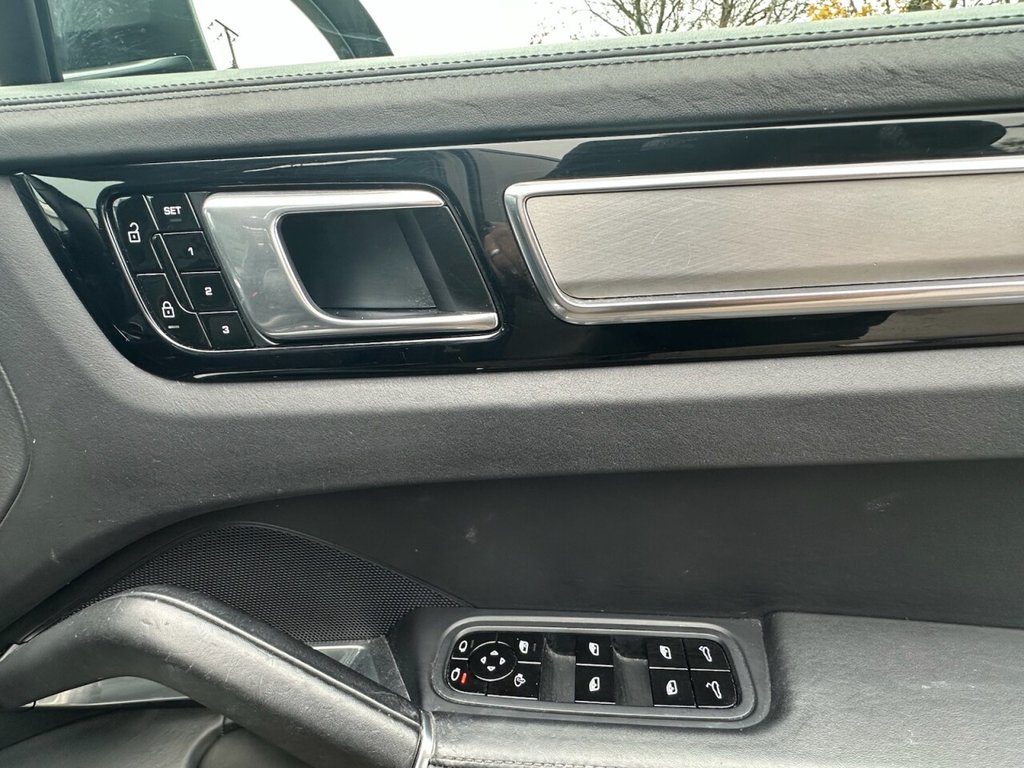 Used Porsche Cayenne 2019 for sale - 76445854: Photo 14