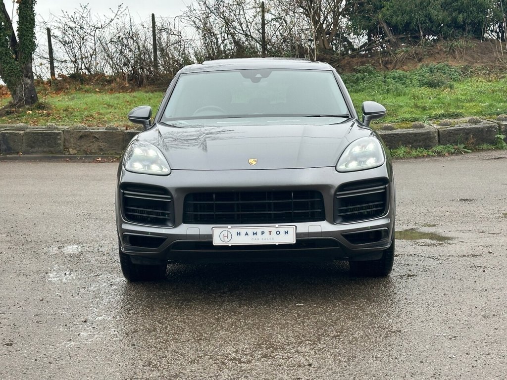 Used Porsche Cayenne 2019 for sale - 76445854: Photo 2