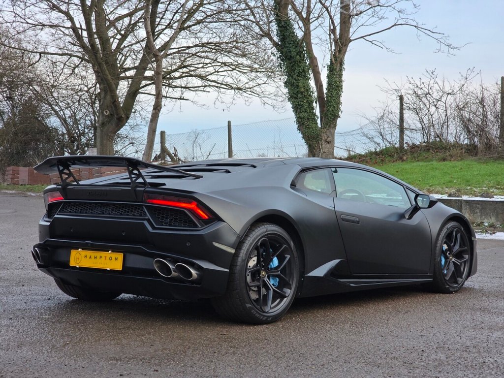 Used Lamborghini Huracan 2017 for sale - 77133253: Photo 10