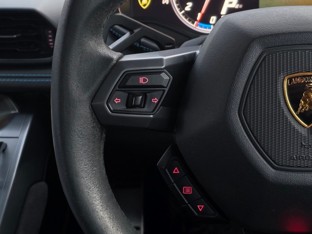 Used Lamborghini Huracan 2017 for sale - 77133253: Photo 20