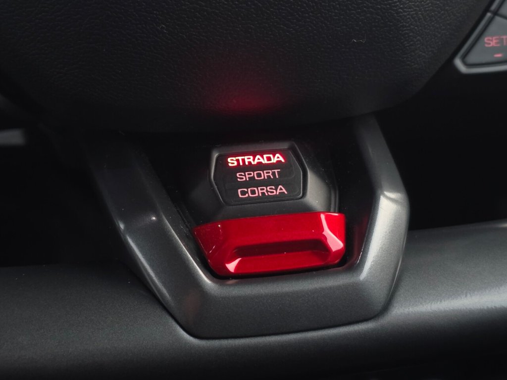 Used Lamborghini Huracan 2017 for sale - 77133253: Photo 22