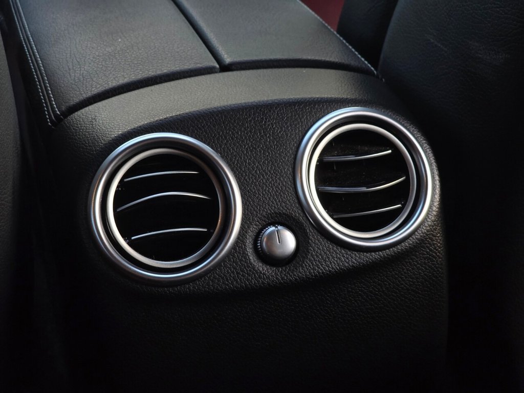 Used Mercedes-Benz GLC 2018 for sale - 77632018: Photo 40