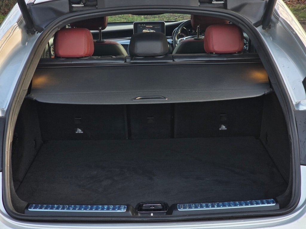 Used Mercedes-Benz GLC 2018 for sale - 77632018: Photo 41