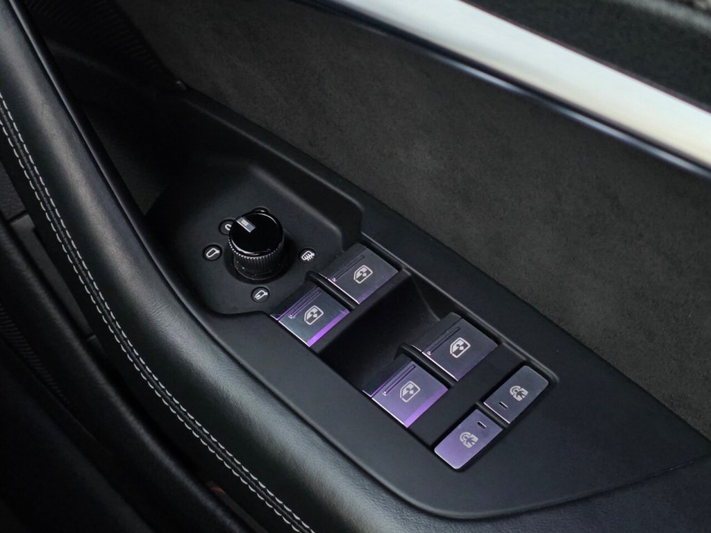 Used Audi RS6 Avant 2020 for sale - 77321375: Photo 32