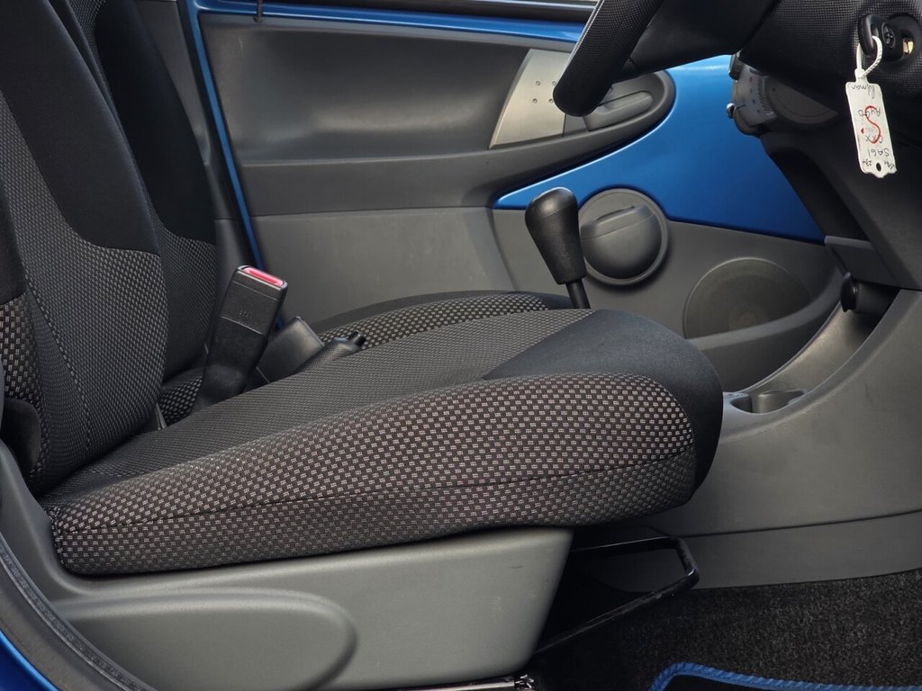 Used Toyota AYGO 2011 for sale - 76481702: Photo 13