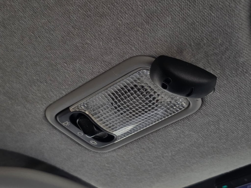 Used Toyota AYGO 2011 for sale - 76481702: Photo 19