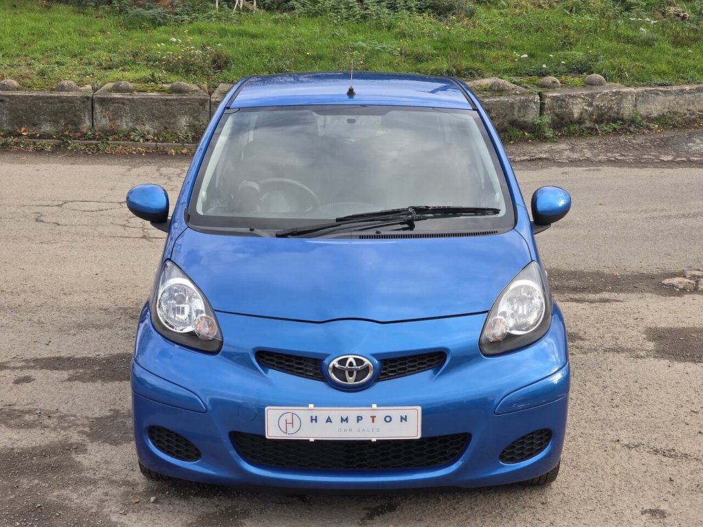 Used Toyota AYGO 2011 for sale - 76481702: Photo 3