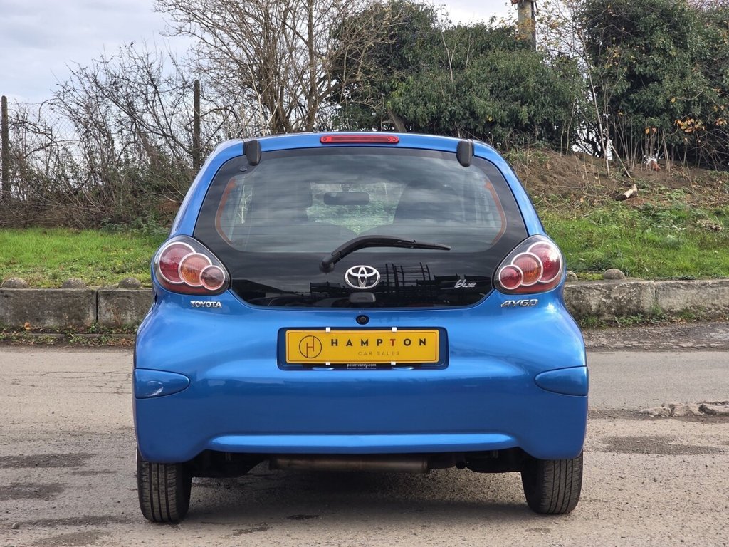 Used Toyota AYGO 2011 for sale - 76481702: Photo 6