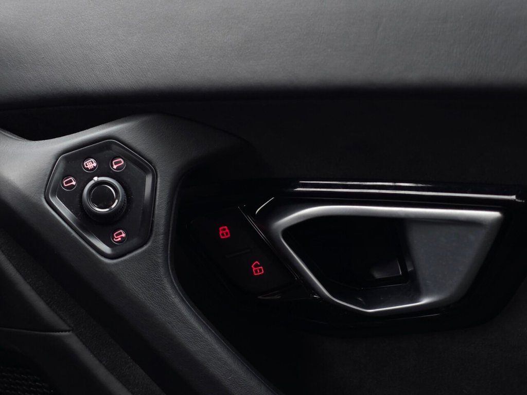 Used Lamborghini Huracan 2020 for sale - 77302251: Photo 26