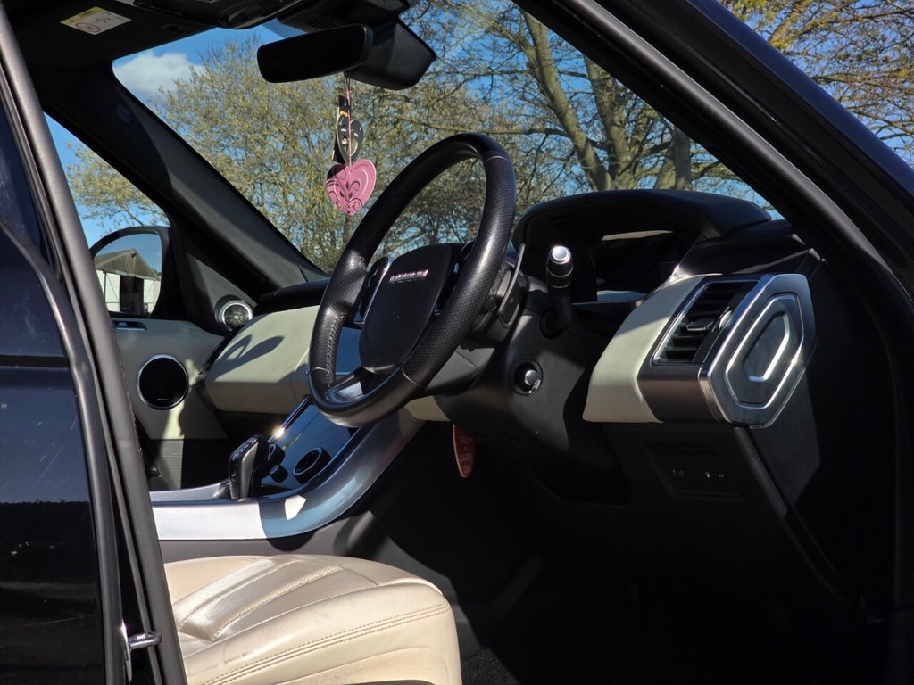 Used Land Rover Range Rover Sport 2019 for sale - 78140795: Photo 9