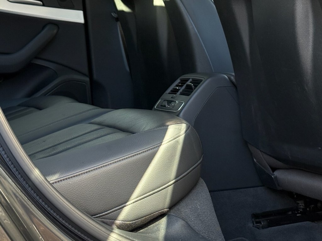 Used Audi A4 Avant 2019 for sale - 76900486: Photo 13