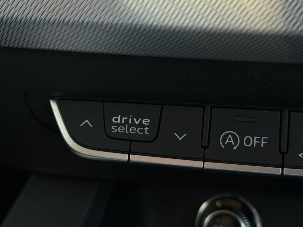 Used Audi A4 Avant 2019 for sale - 76900486: Photo 33