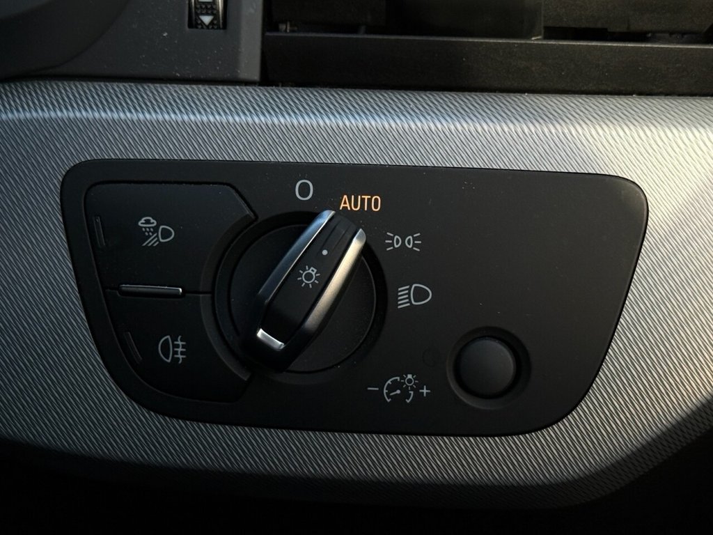 Used Audi A4 Avant 2019 for sale - 76900486: Photo 43