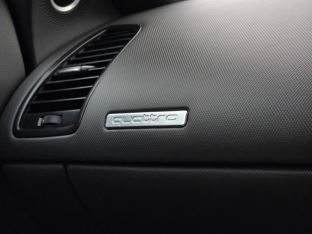 Used Audi R8 2012 for sale - 77557562: Photo 23