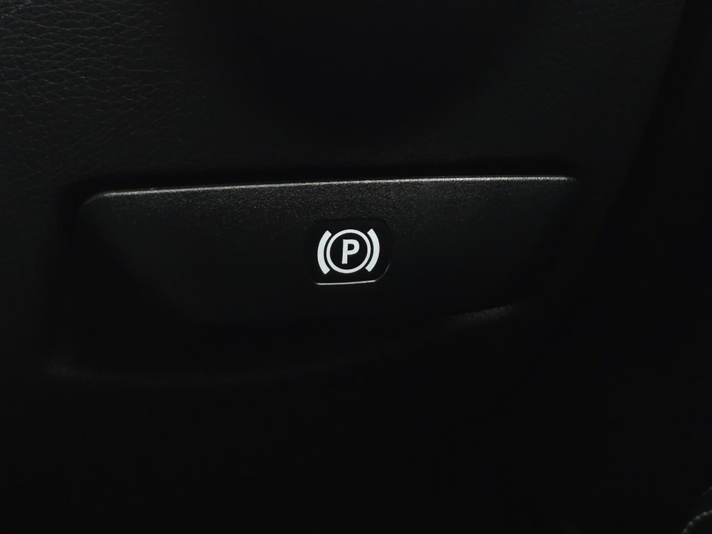 Used Mercedes-Benz C Class 2014 for sale - 76481742: Photo 33