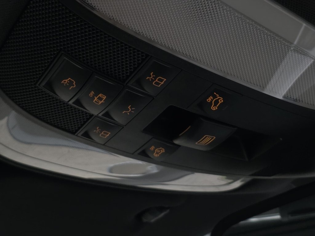 Used Mercedes-Benz C Class 2014 for sale - 76481742: Photo 35