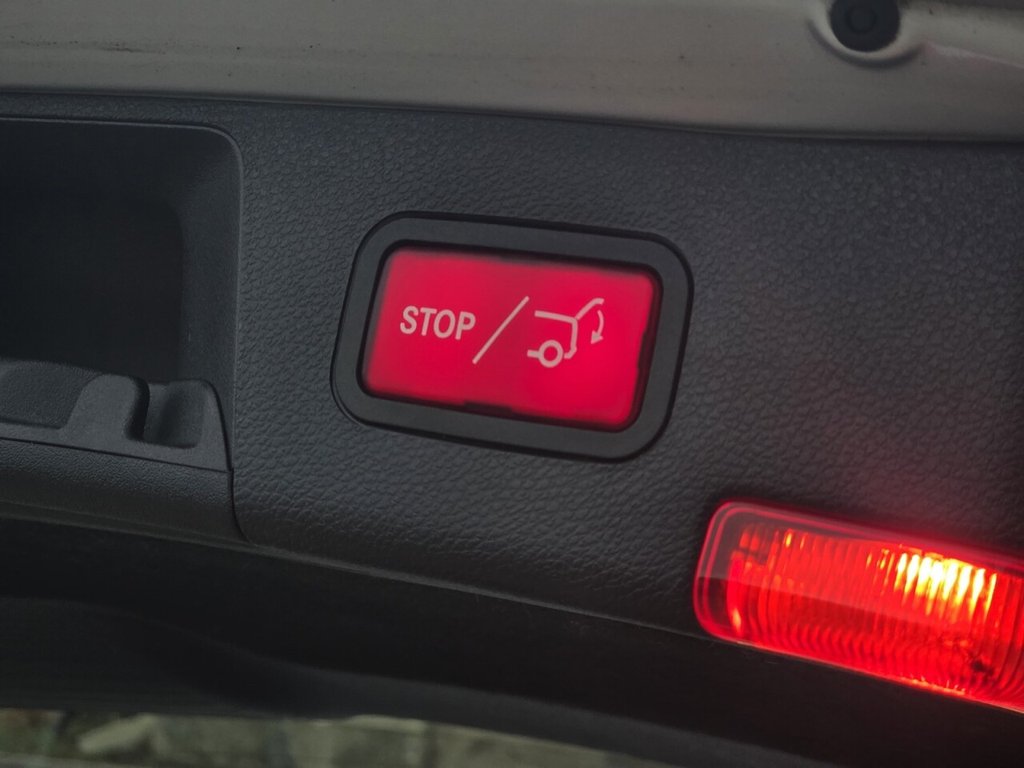 Used Mercedes-Benz C Class 2014 for sale - 76481742: Photo 40