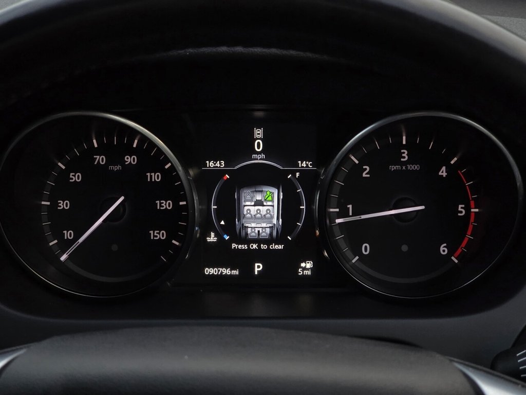 Used Land Rover Discovery Sport 2016 for sale - 76474595: Photo 17