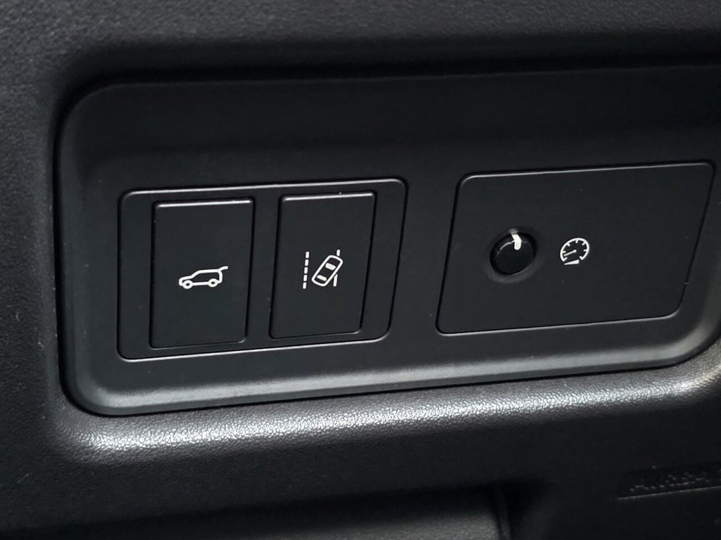 Used Land Rover Discovery Sport 2016 for sale - 76474595: Photo 31