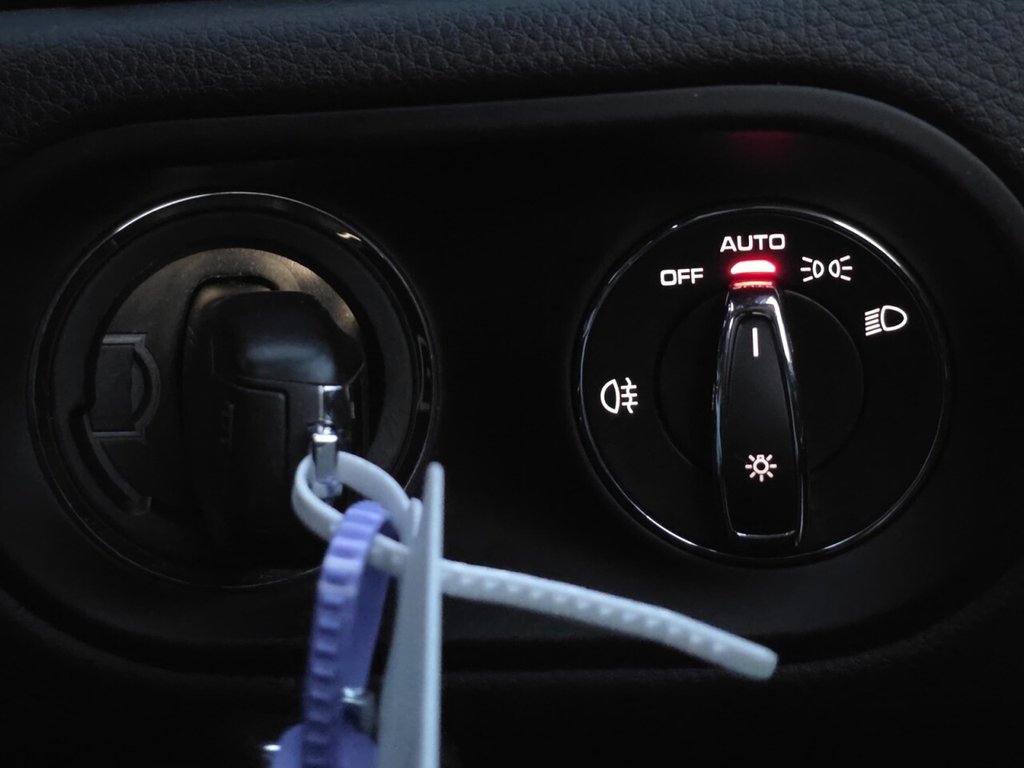 Used Porsche Macan 2020 for sale - 76660627: Photo 14