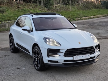 Porsche - Macan